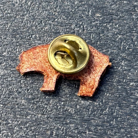 Tiny Leather Pig Lapel Pin 1 inch - Picture 2 of 6